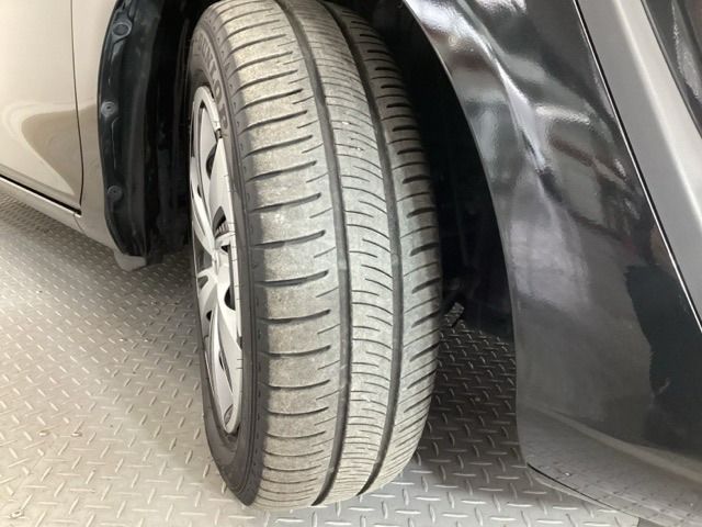 シエンタ1.5 G クエロ