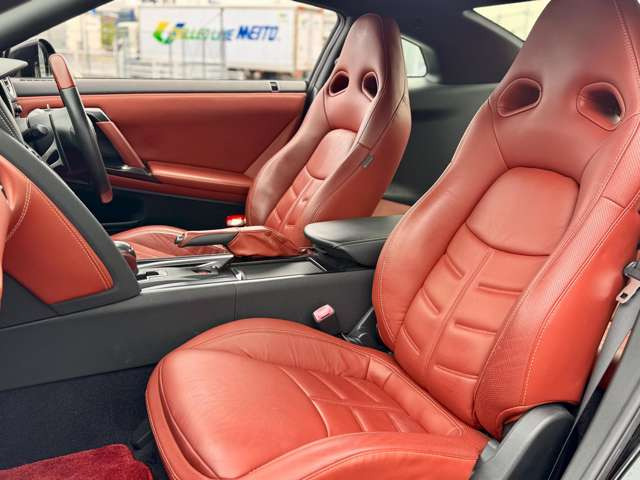 ����ȑ�����̉摜�ɂȂ�܂��B����]�̂��q�l�ɂ͏ڍ׉摜�̂ق��ɁA�G���W�����⓮������点�Ă��������܂��̂ŁA���C�y�ɂ��\���t�����������܂��B