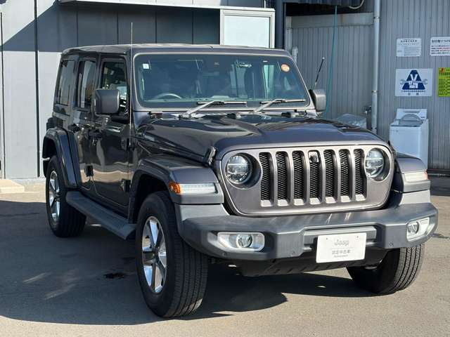 ラングラーアンリミテッド サハラ 4WD