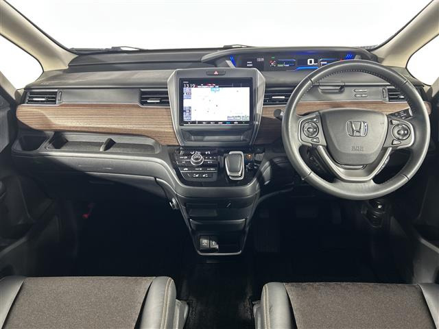 フリード1.5 ハイブリッド クロスター ホンダセンシング