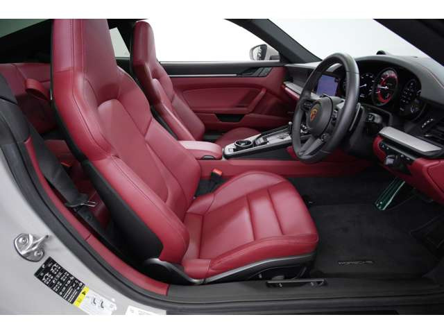 911カレラ GTS PDK