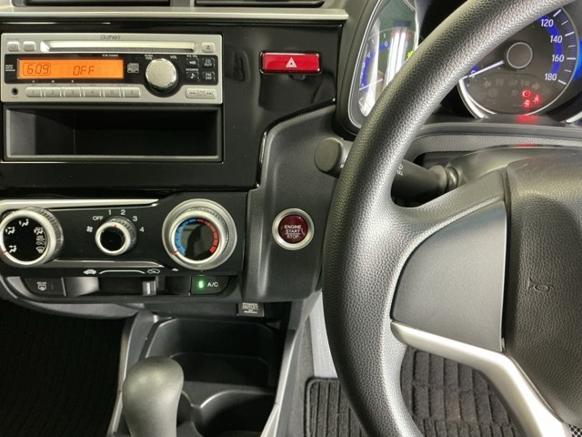 フィット1.3 13G Fパッケージ