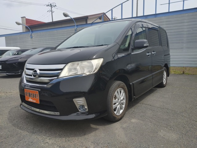 セレナ2.0 ハイウェイスター Vセレクション 4WD