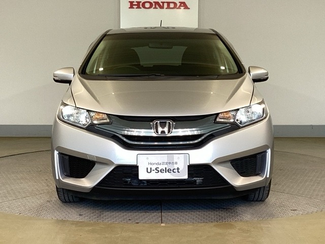 フィット1.5 ハイブリッド Fパッケージ