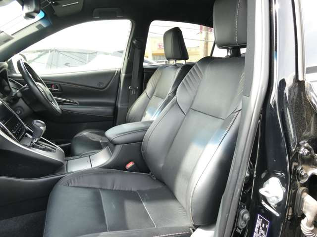 ハリアー2.5 ハイブリッド E-Four プログレス メタル アンド レザーパッケージ 4WD