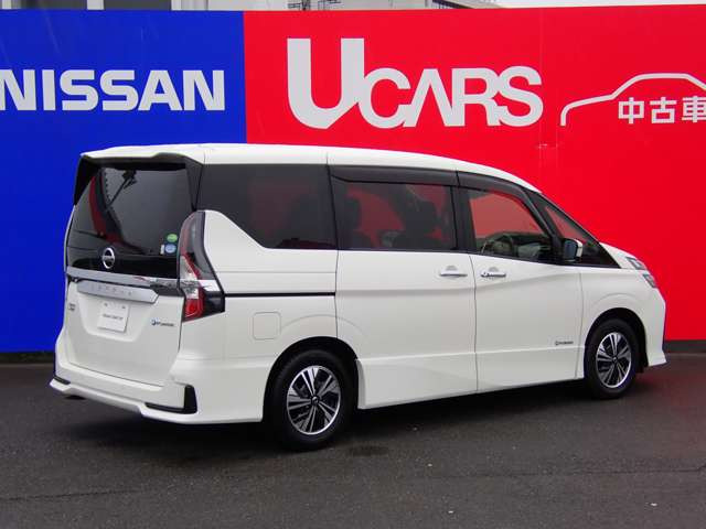 セレナ1.2 e-POWER ハイウェイスターV
