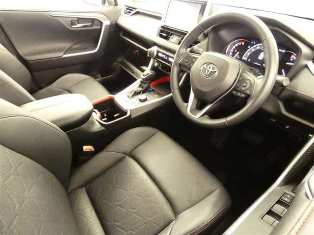 RAV42.0 アドベンチャー オフロードパッケージ 4WD