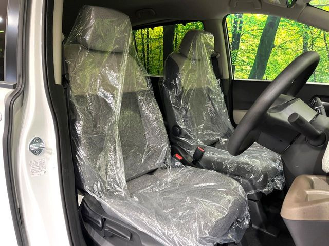 もちろん車内はキレイです♪よりクリーンな状態をキープしたいお客様には『ナノゾーンコート』がおすすめ!新型コロナウイルス対策や、除菌・消臭に効果を発揮し多くの方にご好評いただいております。