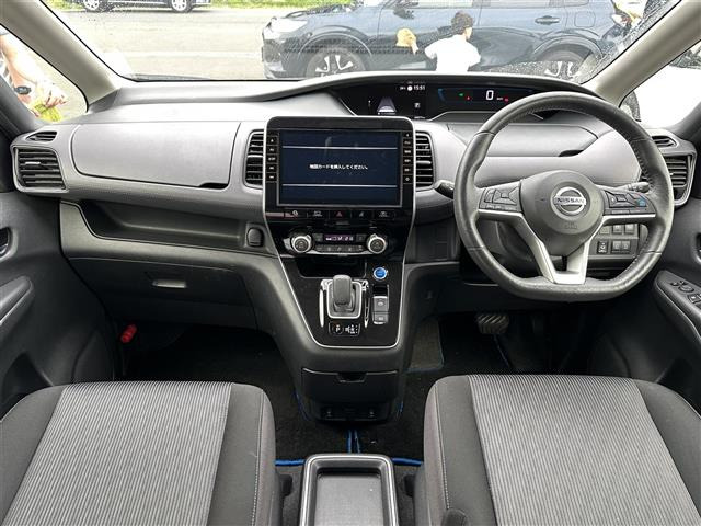 セレナ1.2 e-POWER ハイウェイスターV