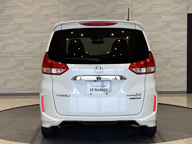 フリード1.5 ハイブリッド モデューロX ホンダセンシング