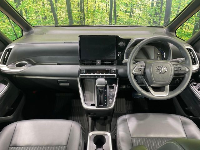 ノア1.8 ハイブリッド S-Z