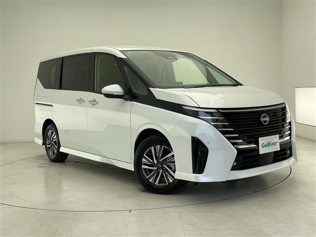 セレナ1.4 e-POWER ハイウェイスターV