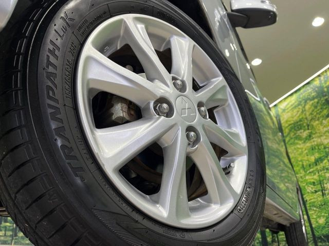 �y����14�C���`�A���~�z�C�[���z�O�ςɃ}�b�`���������A���~�z�C�[���𑕒����Ă���܂��B�e��ЊO�A���~�z�C�[����A�X�^�b�h���X�^�C�����戵�����Ă���܂��B���񂲑��k����������