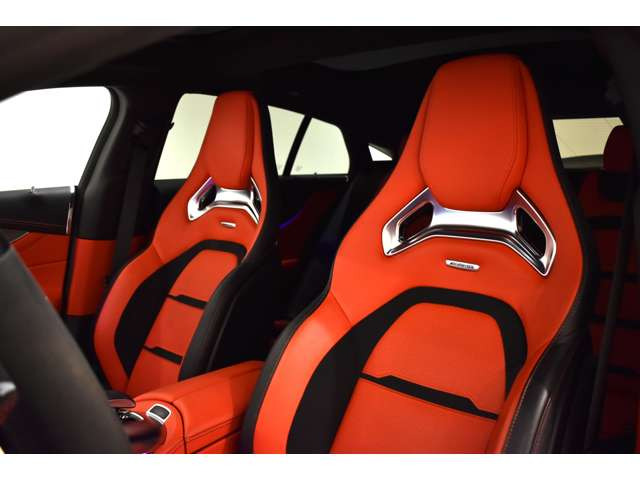 AMG GT 4ドアクーペ53 4マチックプラス 4WD