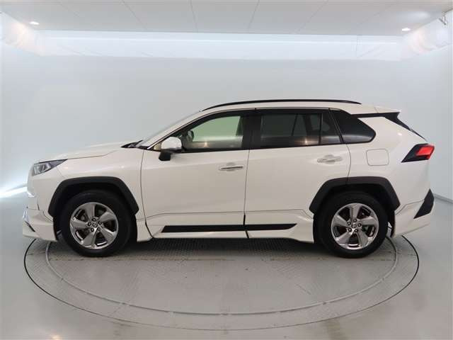 RAV42.5 ハイブリッド G E-Four 4WD