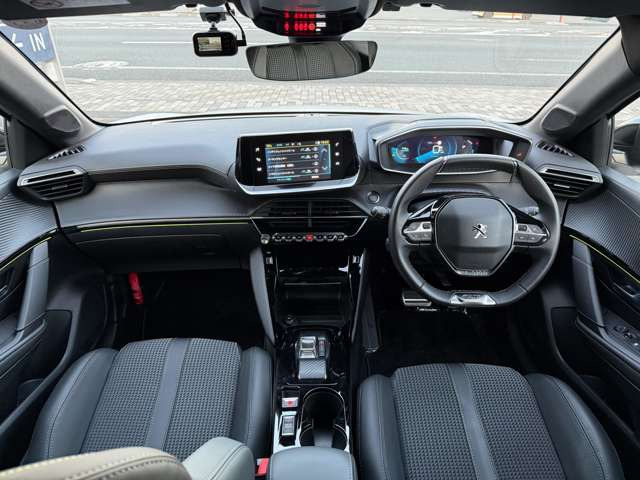 e-208GT