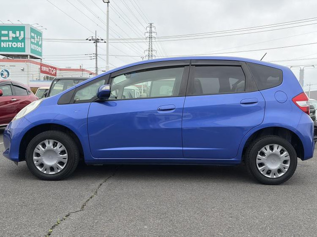 フィット1.3 G 10thアニバーサリー