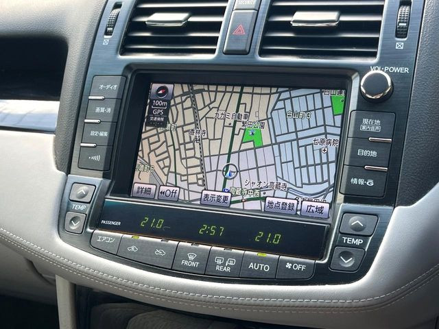 クラウンアスリート