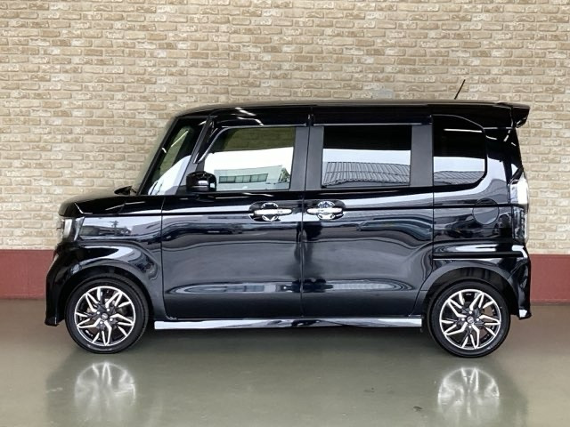 N-BOXカスタムL ターボ 4WD