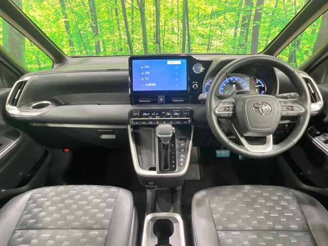 ヴォクシー1.8 ハイブリッド S-Z