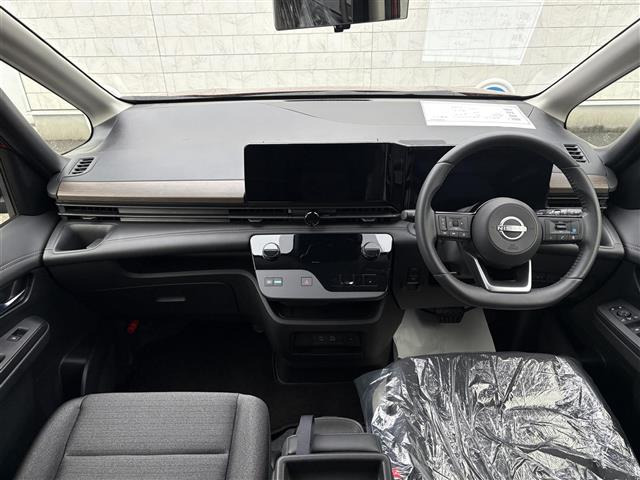 セレナ1.4 e-POWER ハイウェイスターV