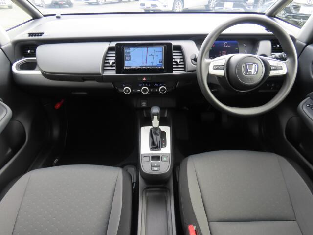 ���O���̐��|�E�K���X�n�{�f�B�R�[�e�B���O��CAR�N���[�j���O���Ǝ҂��{�H�������܂��̂ő�ϐ����B�I���b�N�X�����Ԃł݂͂Ȃ��܂ɉ��K�ȃh���C�u�����񑩁B