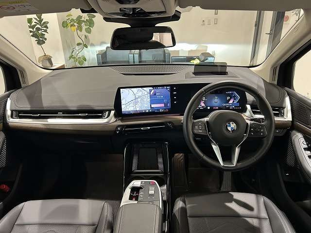 2シリーズアクティブツアラー218i