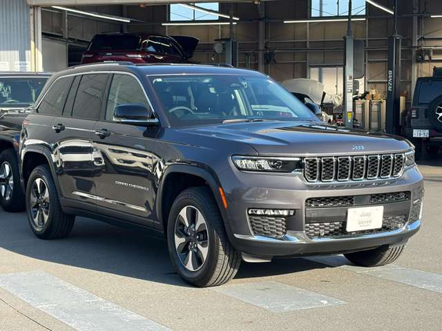 グランドチェロキーリミテッド 4xe 4WD