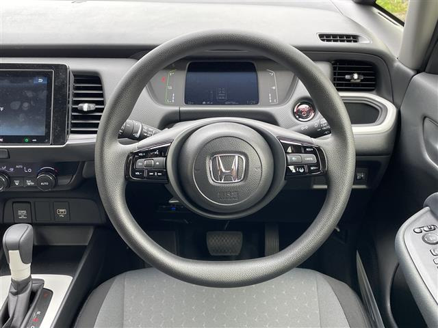 フィット1.5 e:HEV ベーシック 4WD