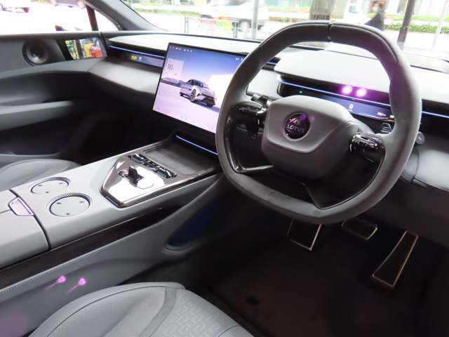 エメヤR 4WD