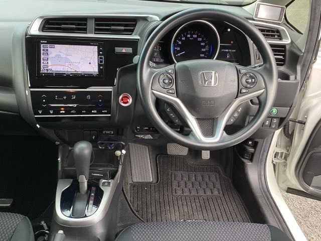 フィット1.3 13G L ホンダセンシング