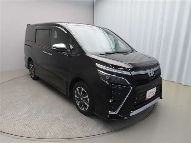 ヴォクシー2.0 ZS 煌III 4WD