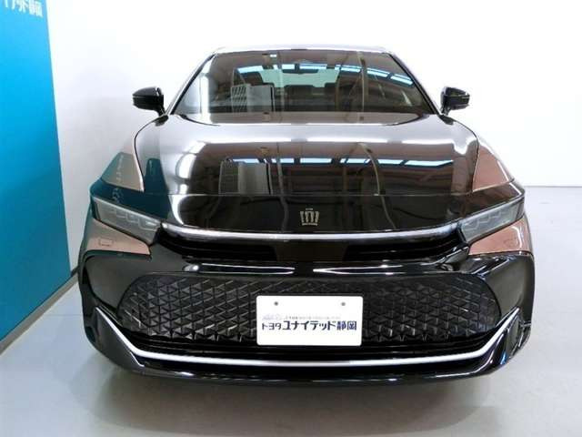 クラウンクロスオーバー2.5 G アドバンスト レザー パッケージ E-Four 4WD