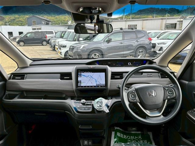 フリード1.5 ハイブリッド G