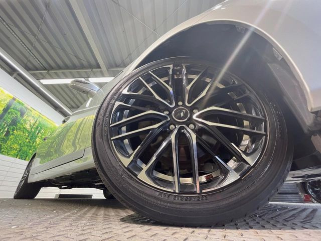 �y18�C���`�A���~�z�C�[���z�O�ςɃ}�b�`�����A���~�z�C�[���𑕒����Ă���܂��B�e��A���~�z�C�[����A�X�^�b�h���X�^�C�����戵�����Ă���܂��B���񂲑��k����������