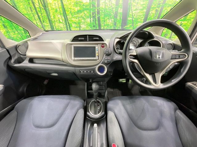 フィットハイブリッド1.3 スマートセレクション