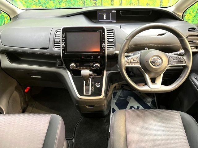 セレナ2.0 ハイウェイスター Vセレクション