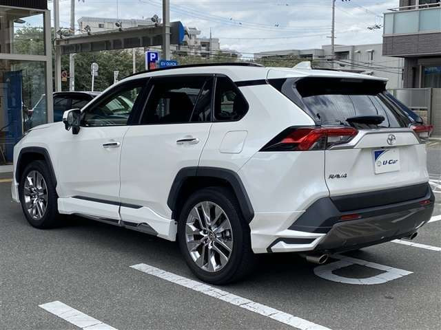 RAV4
