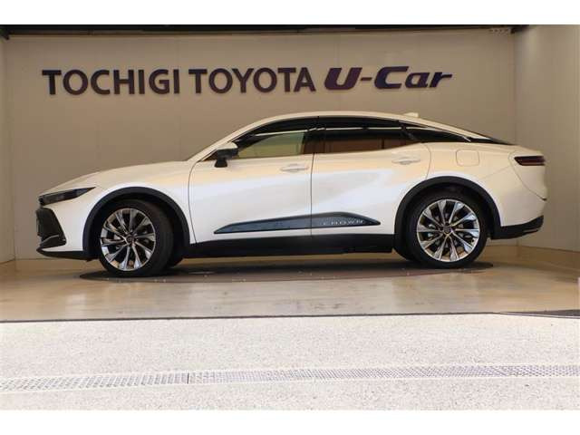 クラウンクロスオーバー2.5 G アドバンスト レザー パッケージ E-Four 4WD