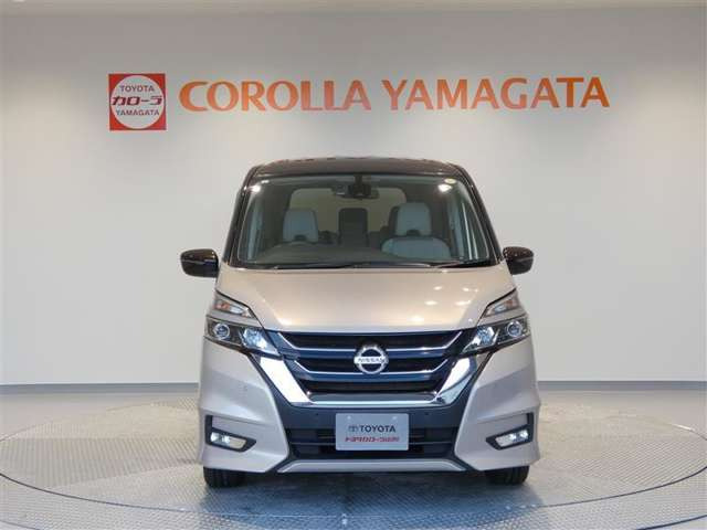 セレナ2.0 ハイウェイスター プロパイロット エディション 4WD