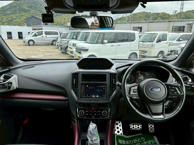 フォレスター1.8 STI スポーツ 4WD