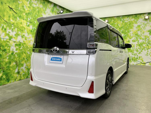 ヴォクシー2.0 ZS 煌III