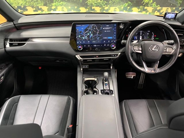 RX500h Fスポーツパフォーマンス 4WD