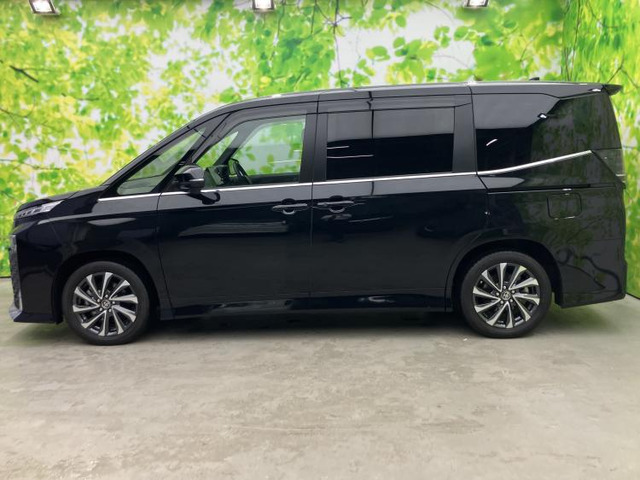 ヴォクシー1.8 ハイブリッド S-Z