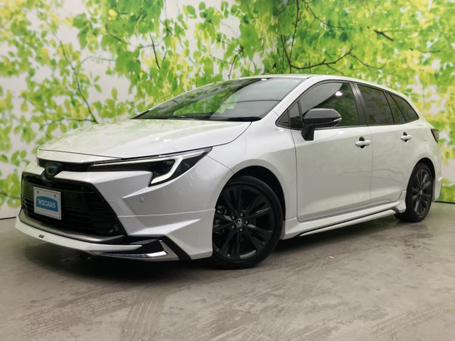 カローラツーリング1.8 ハイブリッド W×B