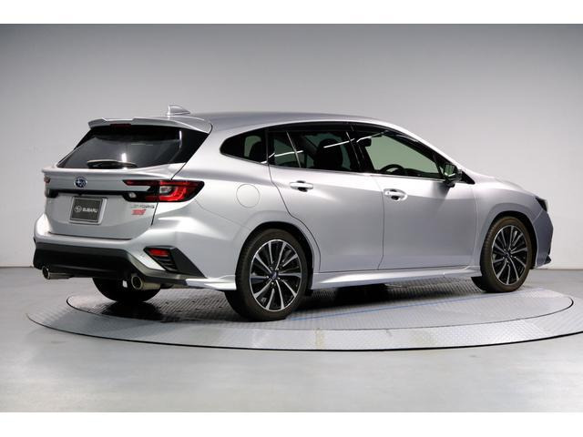 レヴォーグ1.8 STI スポーツ EX 4WD