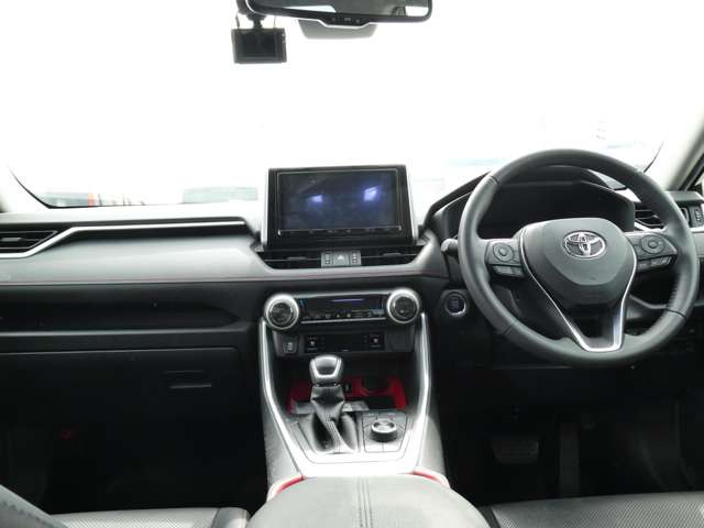 RAV42.0 アドベンチャー 4WD