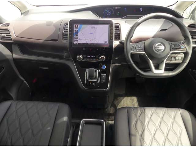 セレナ1.2 e-POWER ハイウェイスターG