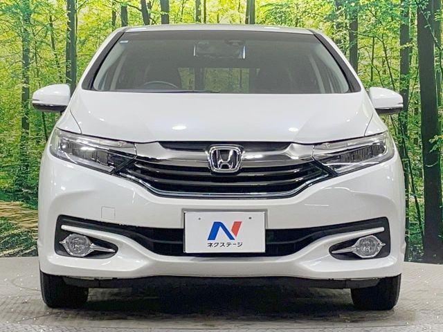 弊社では、全車『修復歴なし』のお車のみ取り扱っております。専任バイヤーによる厳選した仕入れの後、入庫後の車両チェックを行い、ネクステージが認定した高品質な中古車をご提供しております。