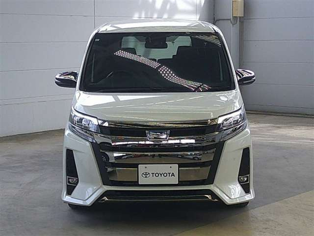 ノア1.8 ハイブリッド Si W×B II